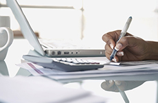 商務部定調2013工作重點 推動服務業(yè)成新的引資增長點