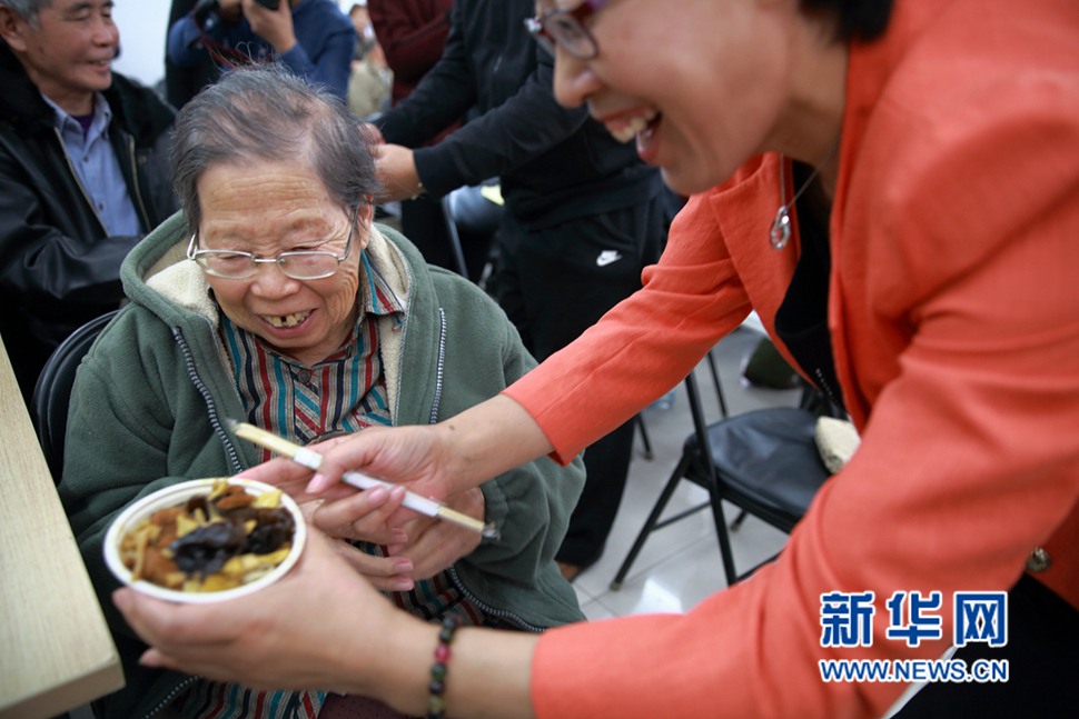 一碗長壽面，一片感恩情