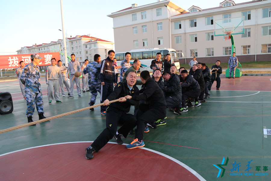 &uarr;資料圖片：張超積極參加團(tuán)文體活動。