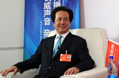 全國(guó)政協(xié)委員陳經(jīng)緯做客新華網(wǎng)、中國(guó)政府網(wǎng)兩會(huì)訪談