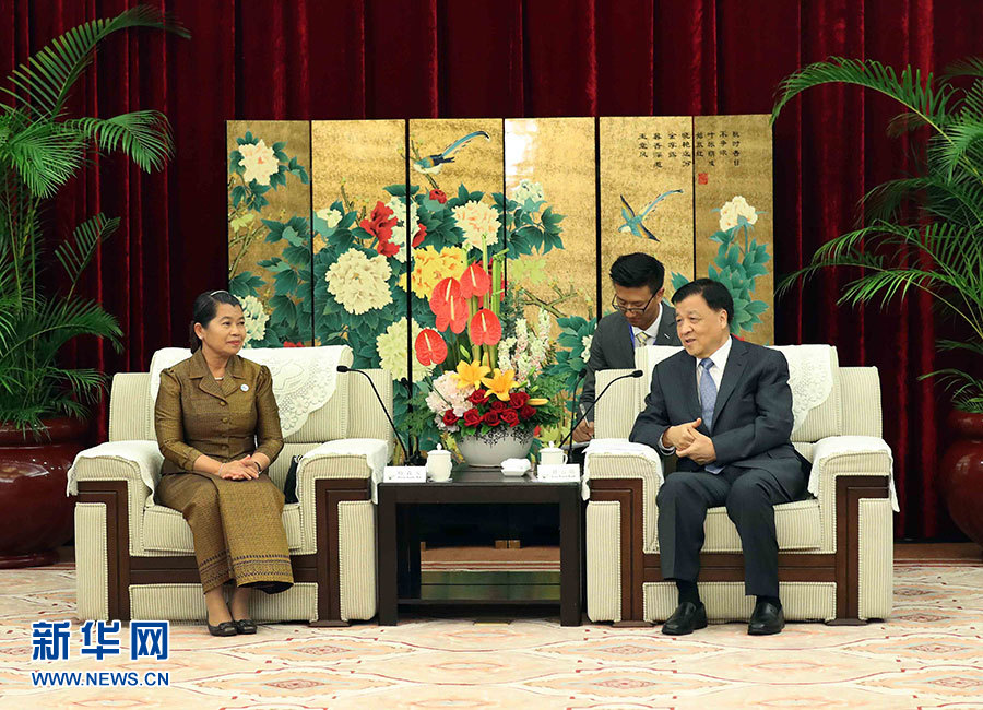 6月11日，中共中央政治局常委、中央書記處書記劉云山在福州會見來華出席金磚國家政黨、智庫和民間社會組織論壇的柬埔寨人民黨中央常委、副首相梅森安。新華社記者劉衛(wèi)兵攝