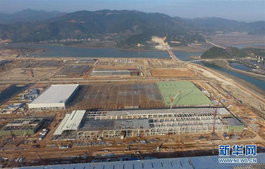 （新華全媒頭條&middot;迎接兩會(huì)特別報(bào)道&middot;圖文互動(dòng)）（9）奮進(jìn)，向著第一個(gè)百年奮斗目標(biāo)&mdash;&mdash;寫在2019年全國(guó)兩會(huì)召開之際