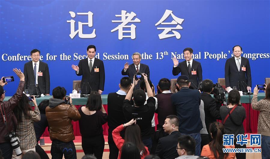 (兩會·XHDW)(1)全國人大相關(guān)負(fù)責(zé)人就“人大立法工作”答記者問