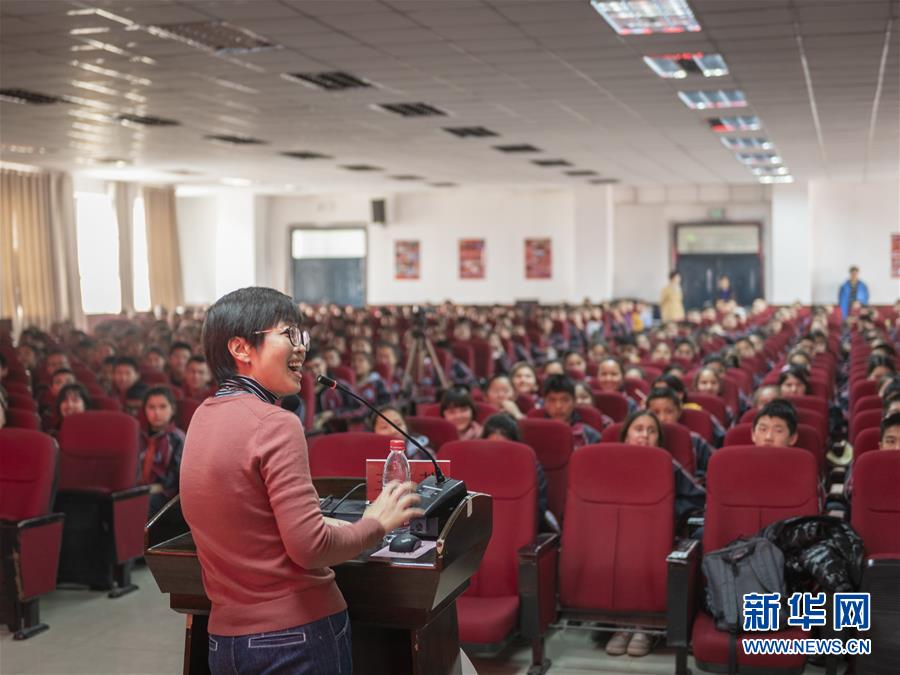 (圖文互動)(2)沙漠邊緣迎來了“國家醫(yī)療隊(duì)”