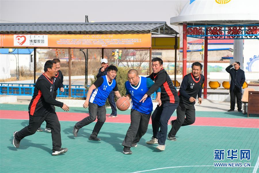 （壯麗70年&middot;奮斗新時(shí)代&middot;圖文互動）（5）情同一家，守望相助，共奔小康&mdash;&mdash;內(nèi)蒙古興安盟巴彥敖包嘎查民族團(tuán)結(jié)見聞