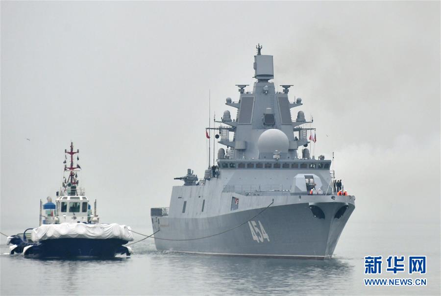 (人民海軍70年)(1)來華參加多國海軍活動(dòng)的外國軍艦抵達(dá)青島