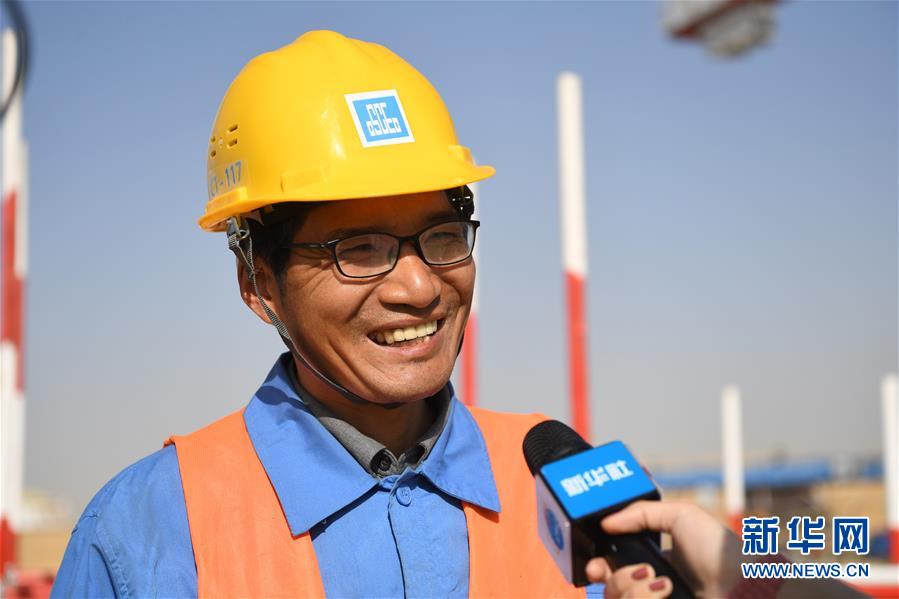 （新華全媒頭條&middot;愛國情 奮斗者&middot;圖文互動）（1）以青春之我，創(chuàng)青春中國&mdash;&mdash;寫在五四運動100周年之際