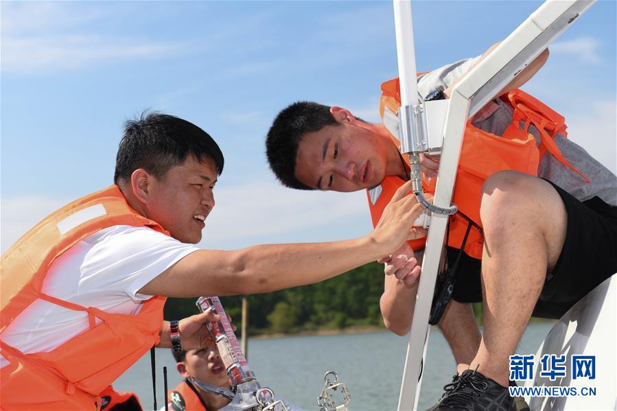 （新華全媒頭條&middot;圖文互動(dòng)）（16）青春萬歲 強(qiáng)國(guó)有我