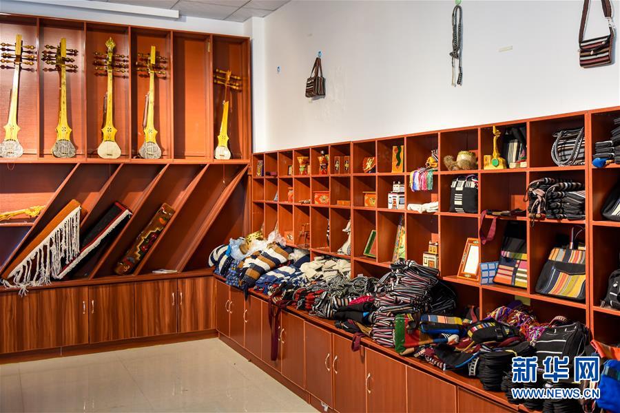 （新春走基層&middot;圖文互動(dòng)）（3）一個(gè)海拔4800米山村的&ldquo;新生&rdquo;