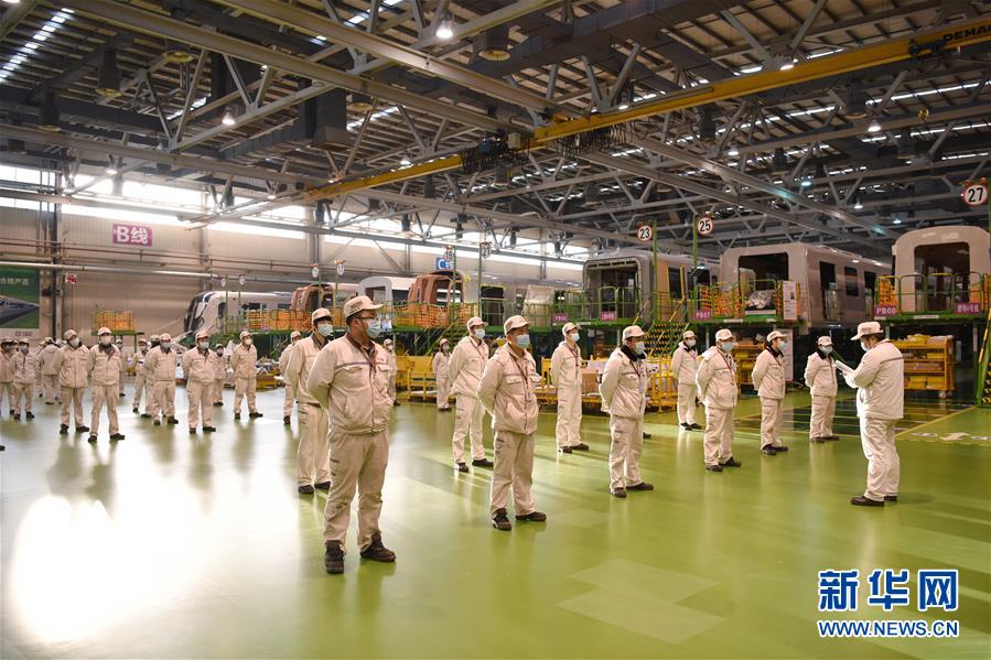 （圖文互動）（7）吃粉擼串，商圈&ldquo;打卡&rdquo;，動車出廠&mdash;&mdash;湖南&ldquo;標簽&rdquo;復(fù)蘇記