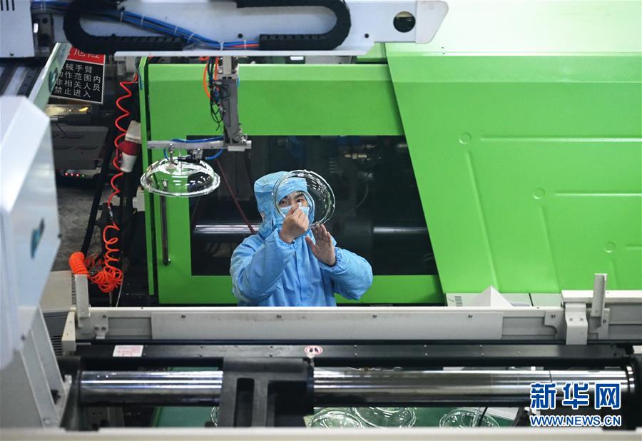 (來自經(jīng)濟(jì)前沿的故事·企業(yè)復(fù)工復(fù)產(chǎn)·圖文互動)(4)“危機(jī)中發(fā)現(xiàn)新商機(jī)”——中國科技制造企業(yè)復(fù)工復(fù)產(chǎn)觀察