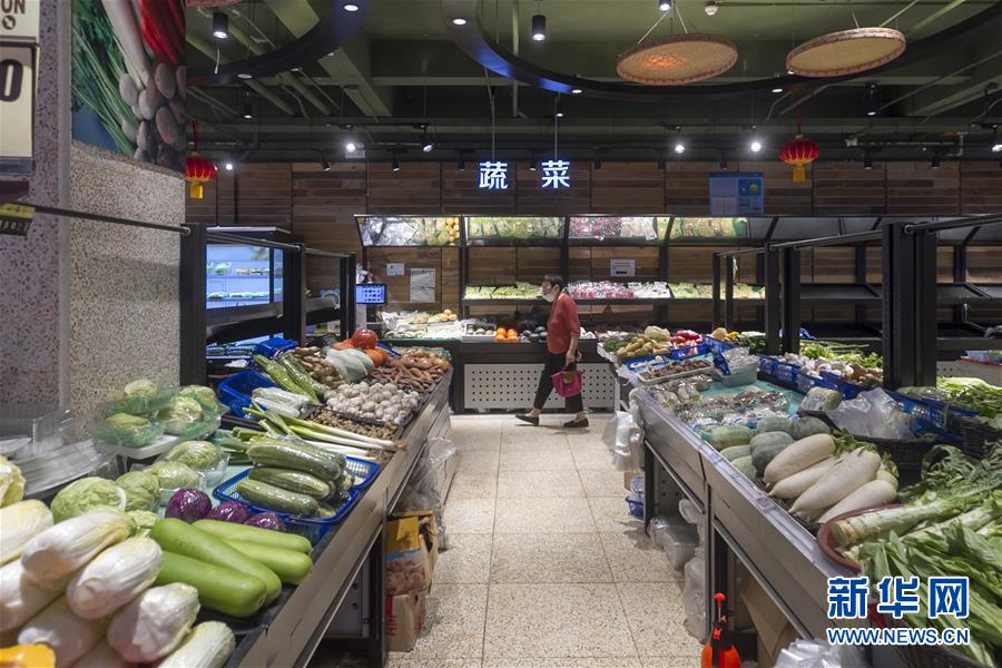 （圖文互動）（1）告別臟亂，留住溫情&mdash;&mdash;上海鬧市小菜場見聞