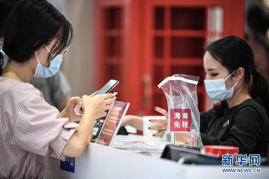 （新華全媒頭條&middot;圖文互動）（11）流動中國折射復(fù)蘇新氣象&mdash;&mdash;透視&ldquo;十一&rdquo;黃金周