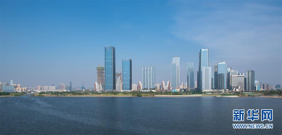 （在習(xí)近平新時(shí)代中國特色社會(huì)主義思想指引下&mdash;&mdash;新時(shí)代新作為新篇章&middot;習(xí)近平總書記關(guān)切事&middot;圖文互動(dòng)）（2）我家大門常打開&mdash;&mdash;經(jīng)濟(jì)特區(qū)全方位對外開放故事