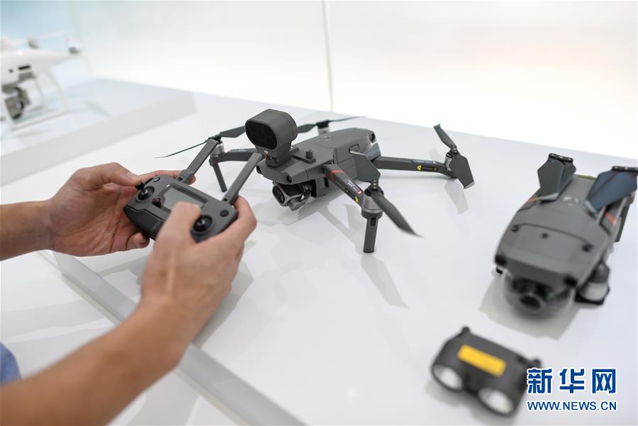 （在習(xí)近平新時(shí)代中國特色社會(huì)主義思想指引下&mdash;&mdash;新時(shí)代新作為新篇章&middot;習(xí)近平總書記關(guān)切事&middot;圖文互動(dòng)）（7）我家大門常打開&mdash;&mdash;經(jīng)濟(jì)特區(qū)全方位對外開放故事