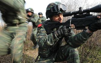 野外實(shí)戰(zhàn) 磨礪&ldquo;刀鋒&rdquo;