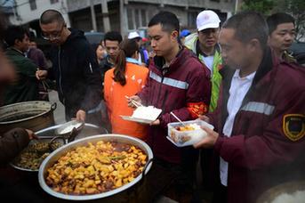 生活，依然在繼續(xù)