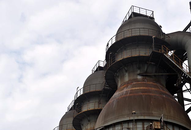 堅持以環(huán)保為前提，做到不環(huán)保不生產(chǎn)。