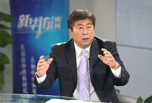 最根本的就是錢從哪里來、人往哪里去。