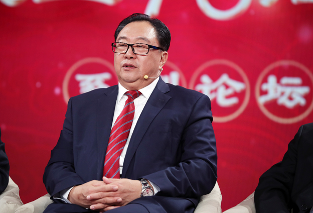 國投未來就是要實(shí)實(shí)在在地往老百姓最關(guān)心的醫(yī)藥、質(zhì)量、健康養(yǎng)老、環(huán)境治理等方面轉(zhuǎn)型