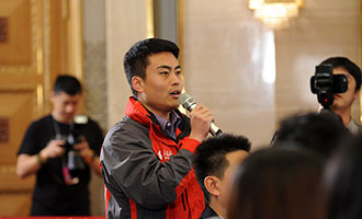 人民日?qǐng)?bào)、人民網(wǎng)、人民日?qǐng)?bào)客戶端記者提問