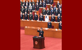 習(xí)近平當(dāng)選國(guó)家主席、中央軍委主席