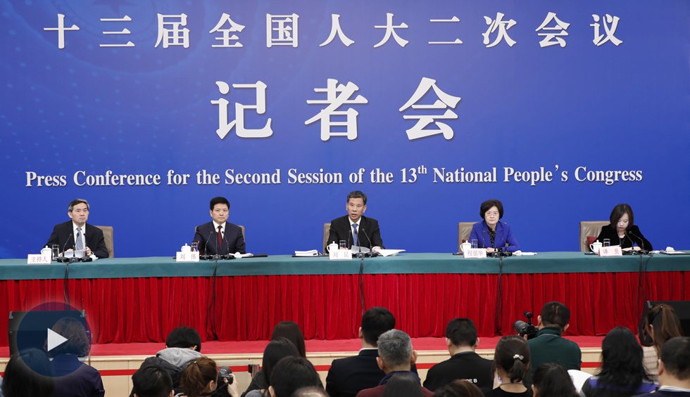 財(cái)政部就&ldquo;財(cái)稅改革和財(cái)政工作&rdquo;答記者問