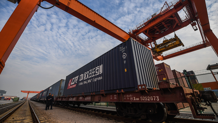 新華微評&middot;學(xué)習(xí)筆談：這個&ldquo;世界市場&rdquo;，潛力硬核！