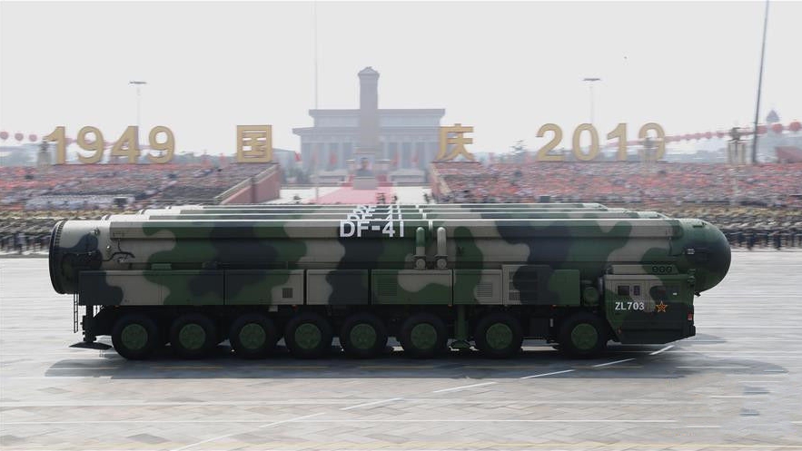 300秒回顧國慶70周年大閱兵！東風-41、殲-20震撼亮相