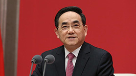 中央宣傳部副部長、國務(wù)院新聞辦公室主任徐麟主持發(fā)布會