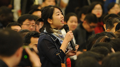 財(cái)新網(wǎng)、財(cái)新周刊記者提問