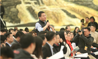 香港文匯報、大公報記者提問