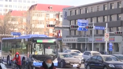 河北石家莊：公交車逐步恢復(fù) 中高風(fēng)險(xiǎn)區(qū)暫不?？? /></a>
<div   id=