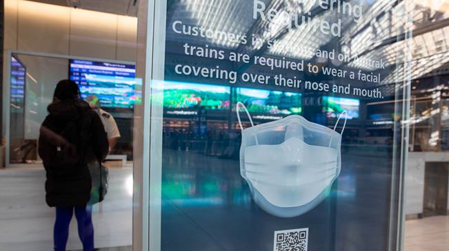 23天增500萬例！ 美國新冠確診病例增速創(chuàng)新高