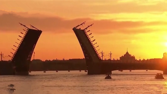 規(guī)?？涨?俄羅斯海軍節(jié)舉行閱兵彩排