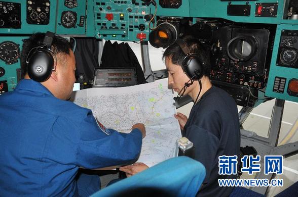 (搜尋馬航370航班·圖文互動)(2)中國空軍3架運輸機抵達馬來西亞 將展開海外搜救行動