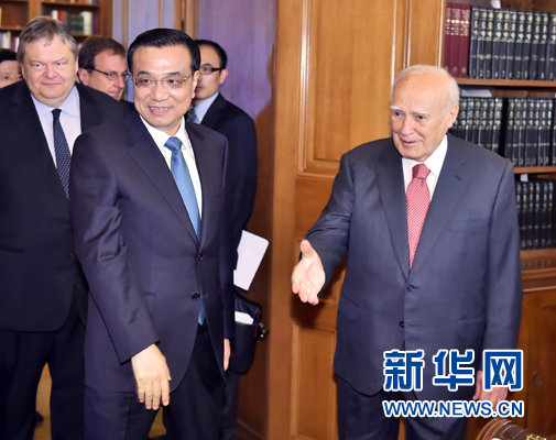 6月20日，國務(wù)院總理李克強在雅典總統(tǒng)府會見希臘總統(tǒng)帕普利亞斯。新華社記者 李濤 攝