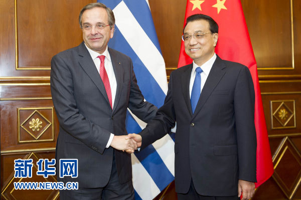 10月16日，中國國務(wù)院總理李克強在意大利米蘭會見希臘總理薩馬拉斯。 新華社記者 謝環(huán)馳 攝