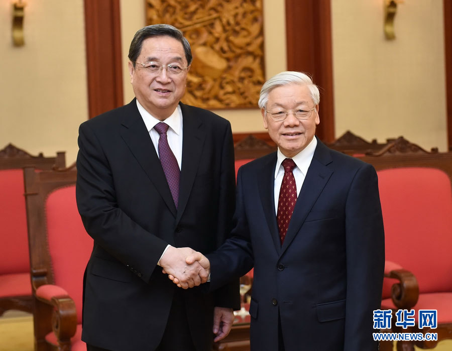 12月25日至27日，中共中央政治局常委、全國政協(xié)主席俞正聲對越南進(jìn)行正式訪問。這是12月26日，俞正聲在河內(nèi)會見越共中央總書記阮富仲。 新華社記者劉建生攝