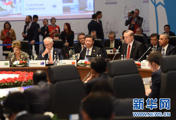 11月15日，國家主席習近平在土耳其安塔利亞出席二十國集團領(lǐng)導人第十次峰會第一階段會議。 新華社記者李學仁攝 