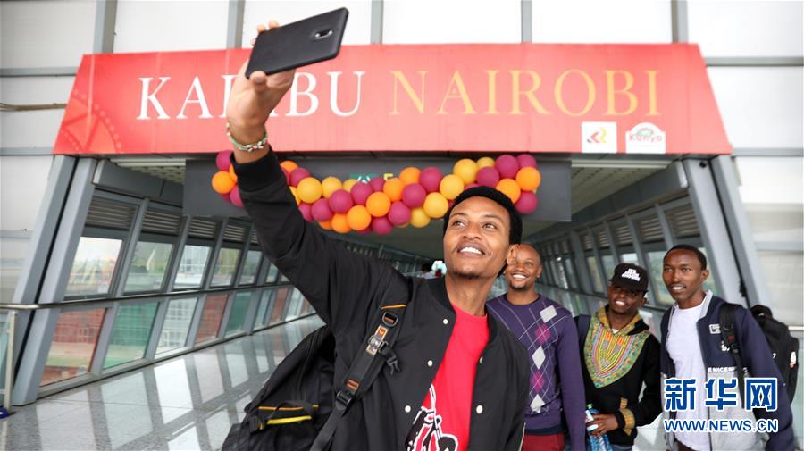 (國際·圖文互動(dòng))(4)通訊:攜手同行 繼往開來——記中肯建交55周年