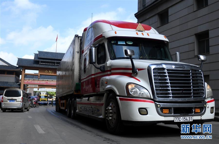 （新華全媒頭條&middot;圖文互動(dòng)）（14）東盟成為中國(guó)第二大貿(mào)易伙伴釋放哪些信號(hào)？