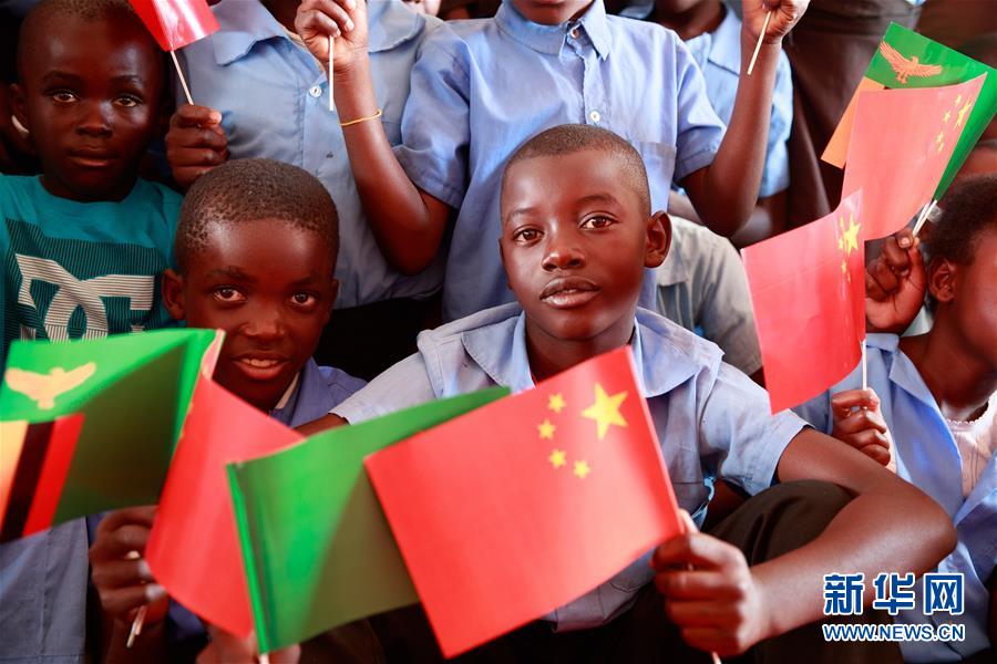 (新華全媒頭條·圖文互動)(11)中國外長連續(xù)30年首訪均赴非洲 中非友好歷久彌堅(jiān)