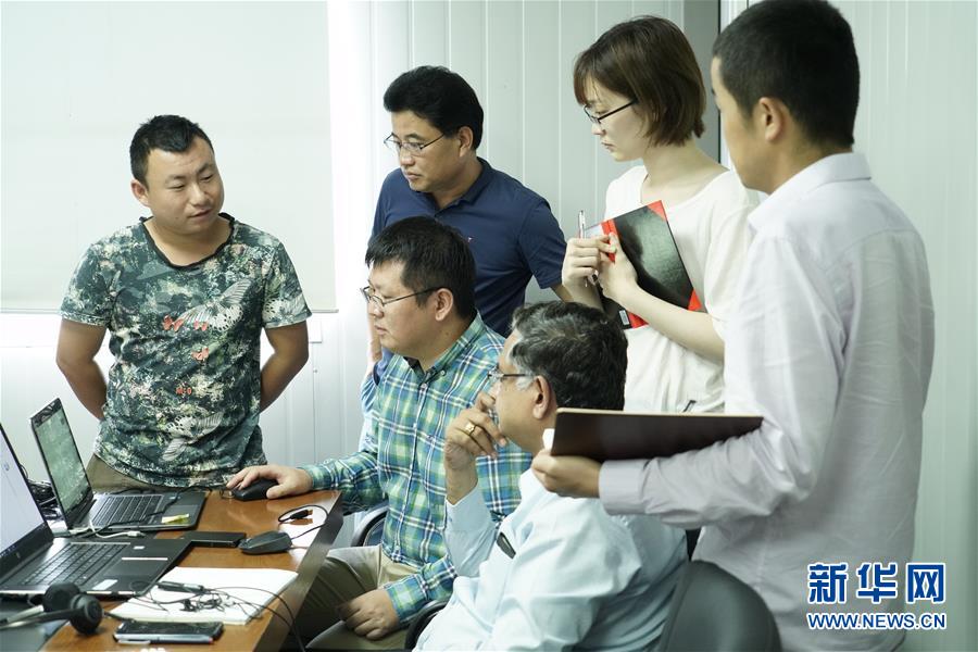 （國際&middot;圖文互動）（1）通訊：春節(jié)，&ldquo;是工期而不是假期&rdquo;&mdash;&mdash;記科倫坡港口城的中國建設(shè)者