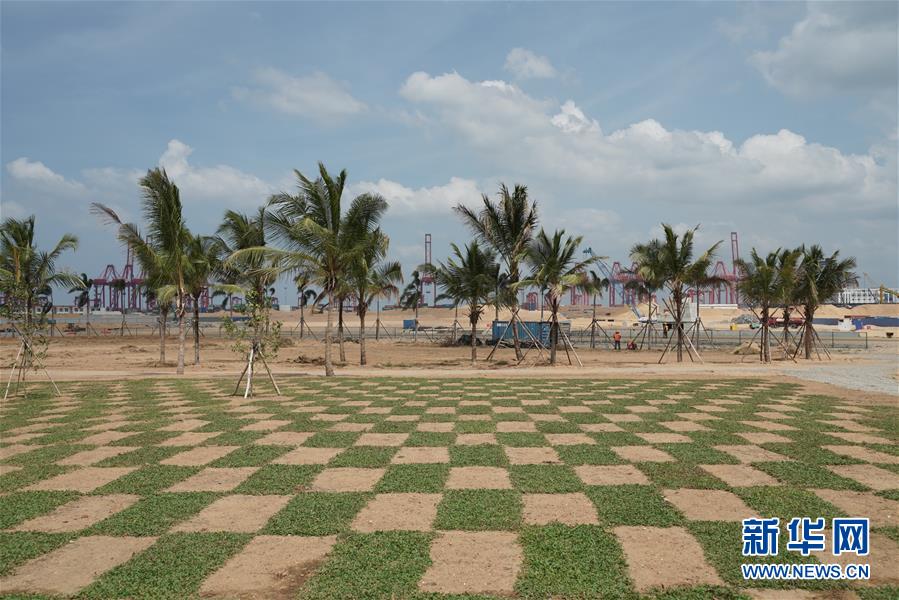 （國際&middot;圖文互動）（2）通訊：春節(jié)，&ldquo;是工期而不是假期&rdquo;&mdash;&mdash;記科倫坡港口城的中國建設(shè)者