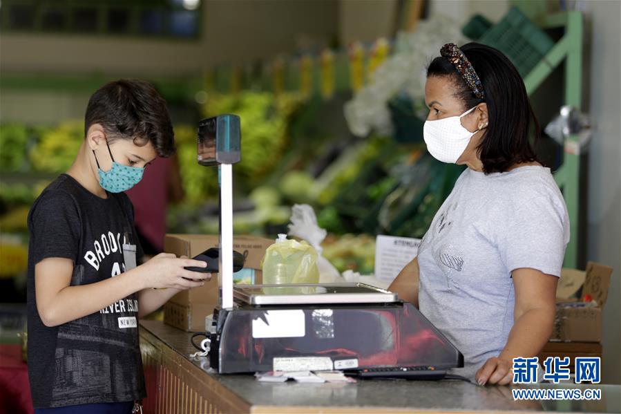 （新華全媒頭條&middot;圖文互動(dòng)）（12）寰球抗疫晝夜間