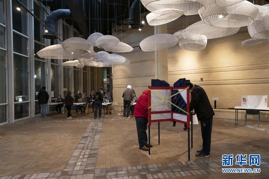 (國(guó)際)(3)美國(guó)大選選舉日投票開(kāi)始