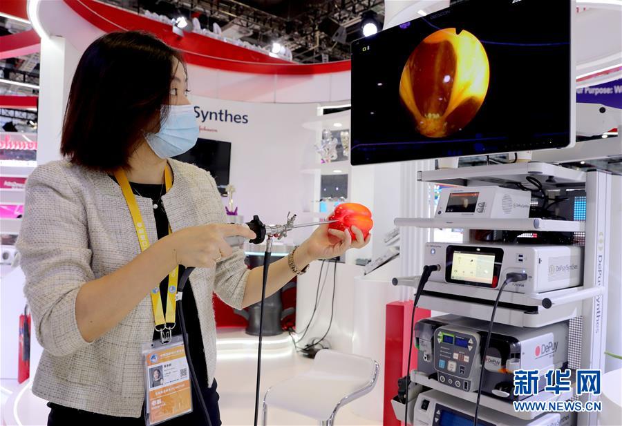 （第三屆進(jìn)博會(huì)&middot;圖文互動(dòng)）（5）新疫苗、新療法，進(jìn)博會(huì)最&ldquo;火爆&rdquo;展區(qū)見聞