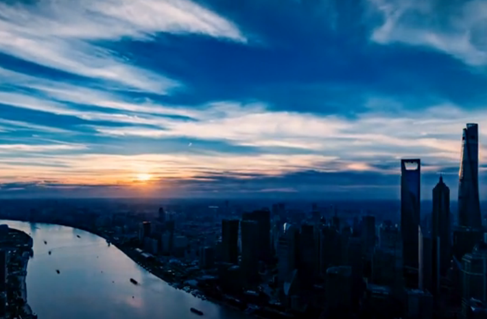 這一刻，瞰上海