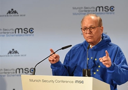 未來國際秩序應如何調(diào)整和構(gòu)建？